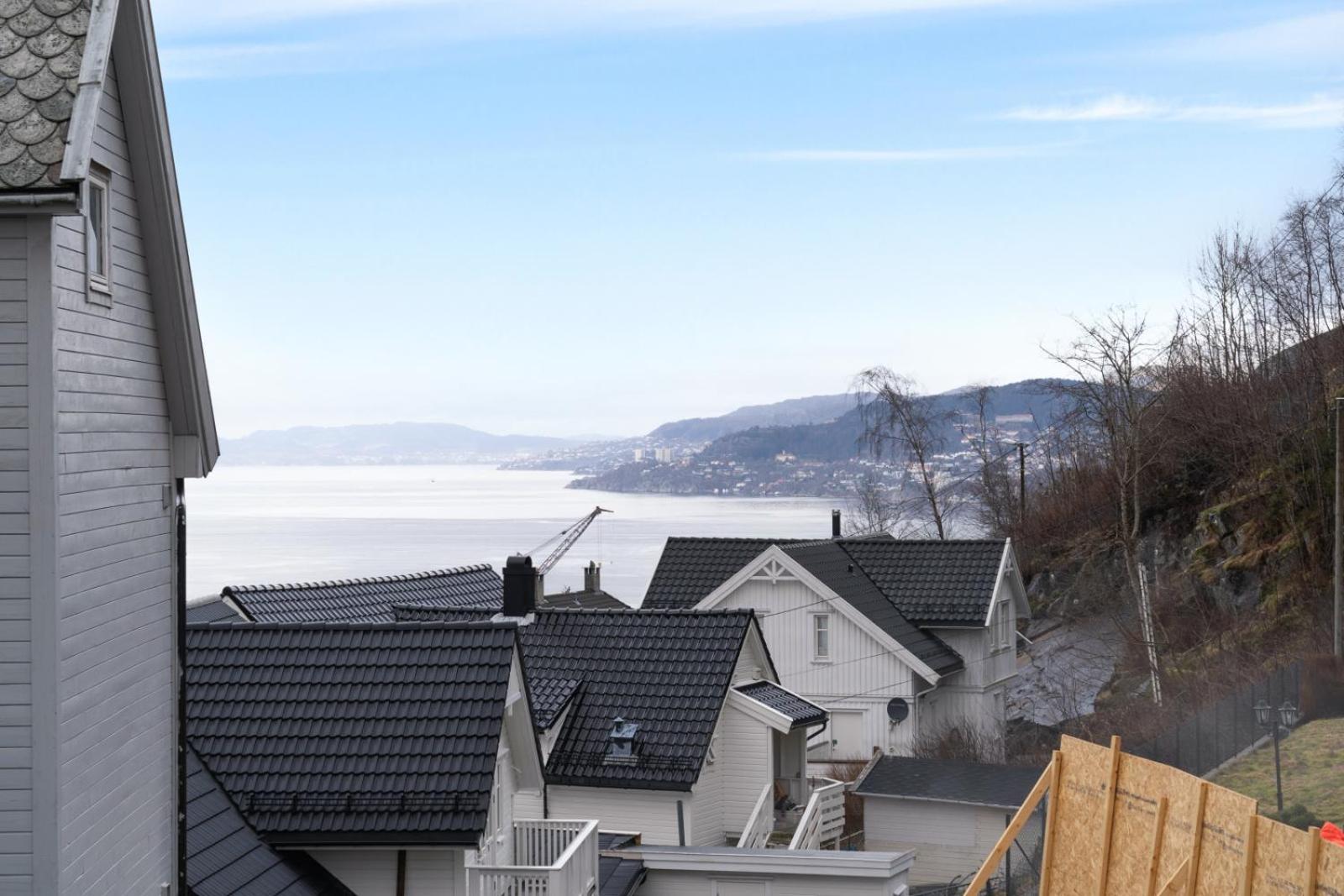 Big, Family Friendly 6 Min From The Centrum Apartment Bergen